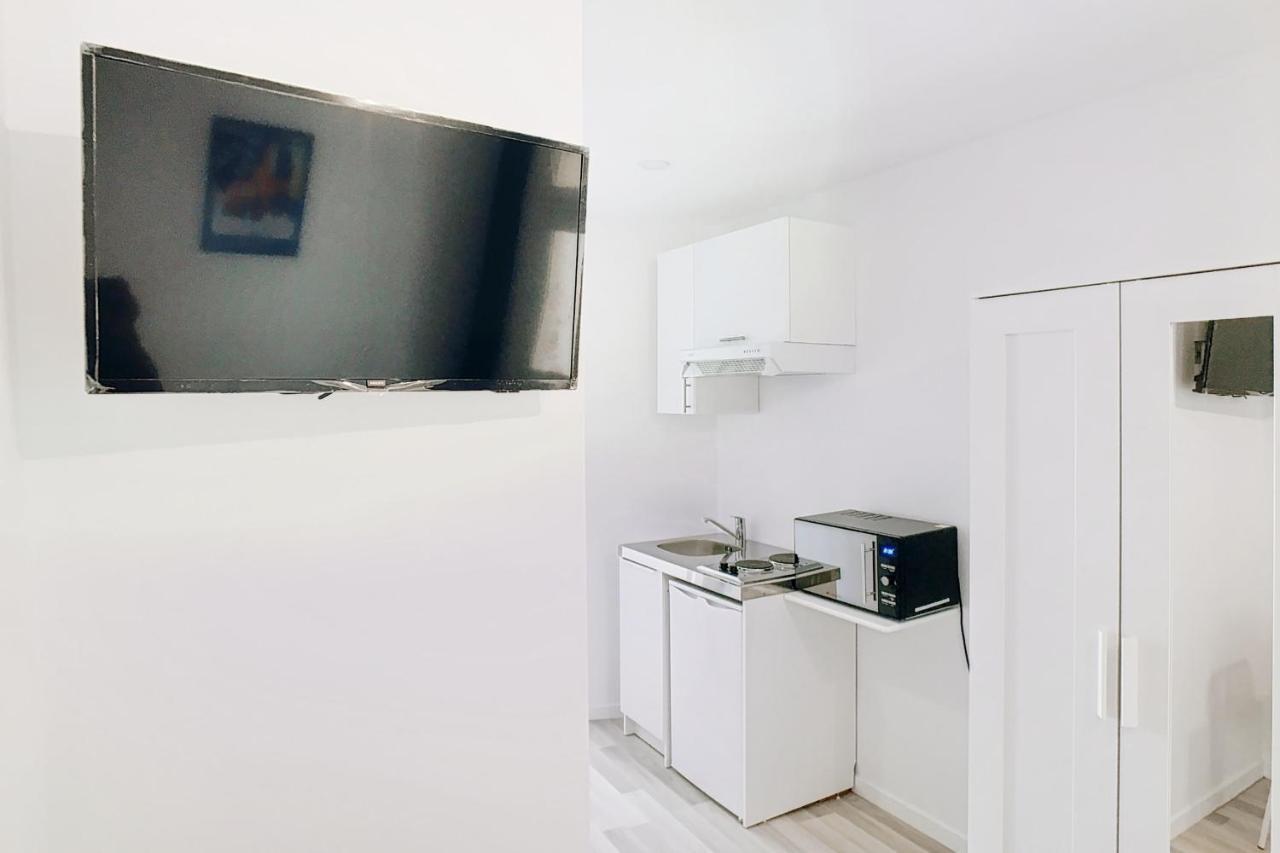 Beautiful Bright Studio Near Montparnasse Parigi
