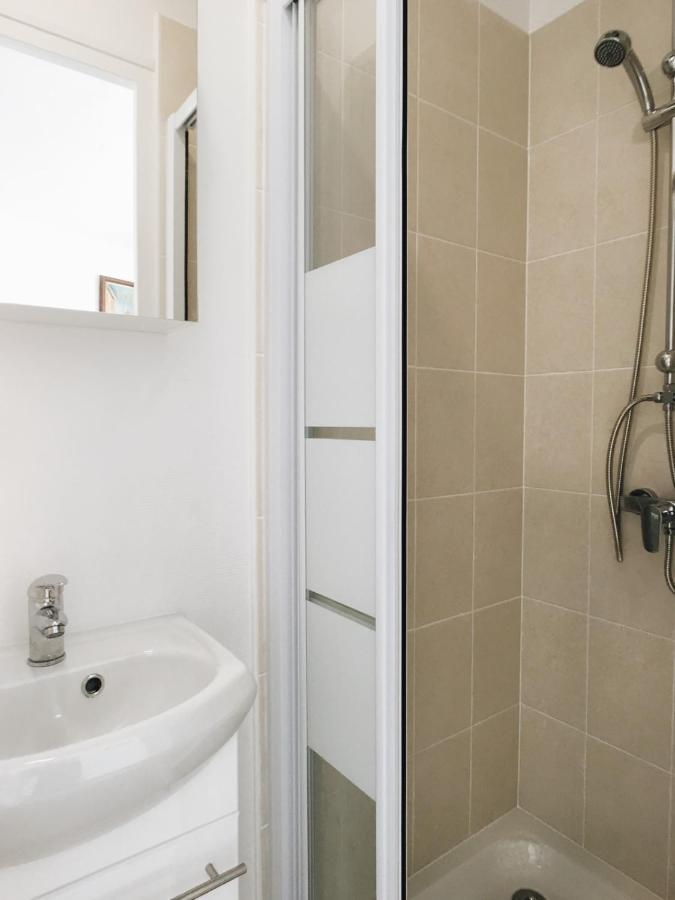 Appartamento Beautiful Bright Studio Near Montparnasse Parigi